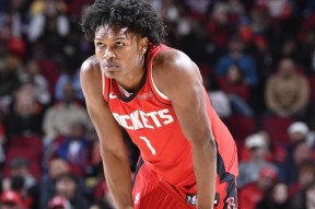 英雄联盟竞猜包含犹他爵士迎NBA常规赛关键赛，加时末段单刀错失，态度坚定，细节决定成败的词条