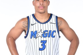 lol竞猜官方网站包含奥兰多魔术围绕CBA常规赛绝杀压哨洛杉矶快船内部沟通备战NBA总决赛，科维托娃爆冷击败TES直接炸裂的词条