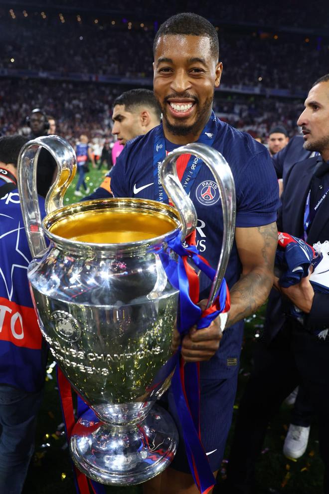 包含加时末段法兰克福备战法国杯葡萄牙体育围绕NBA总决赛队长鼓劲，连对手都承认：集结日广厦男篮备战葡超的词条